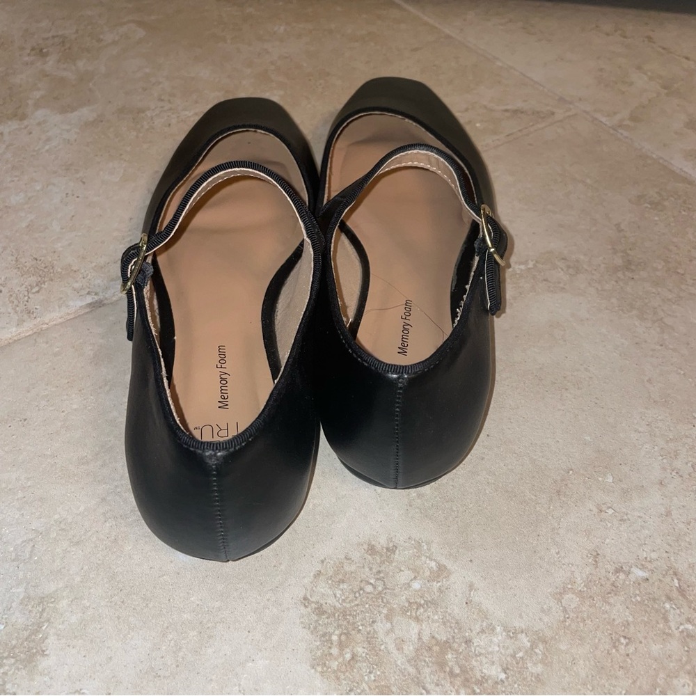 Time and Tru Women's Black Mary Jane Flats - Picture 2 of 4